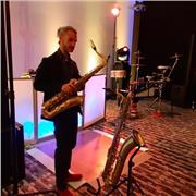 Profesor de saxofón y flauta travesera. Clases en mi estudio o a domicilio